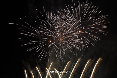 FIESTAS DE BOUZAS - FUEGOS ARTIFICIALES Y FERIA DE BOUZAS - FIESTAS DE BOUZAS 2008