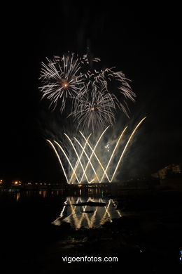 FIESTAS DE BOUZAS - FUEGOS ARTIFICIALES Y FERIA DE BOUZAS - FIESTAS DE BOUZAS 2008