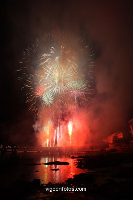 FIESTAS DE BOUZAS - FUEGOS ARTIFICIALES Y FERIA DE BOUZAS - FIESTAS DE BOUZAS 2008