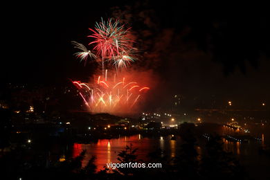 FESTAS DE VIGO. BOUZAS 2009 - FOGOS ARTIFICIAIS E FEIRA DE BOUZAS - FESTAS DE BOUZAS 2009