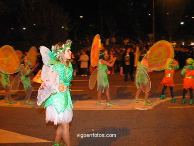 CARNAVAL 2004 - COMPARSAS - ENTERRO DA SARDINA