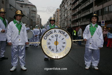 CARNAVAL 2005 - DESFILE DE COMPARSAS