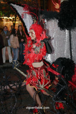 CARNAVAL 2005 - DESFILE DE COMPARSAS