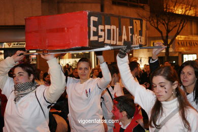 CARNAVAL 2005 - ENTERRO DO MECO