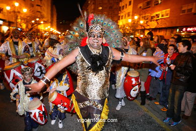 CARNAVAIS 2010 - DESFILE DE COMPARSAS