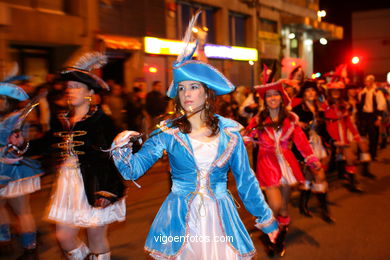 CARNAVAIS 2010 - DESFILE DE COMPARSAS