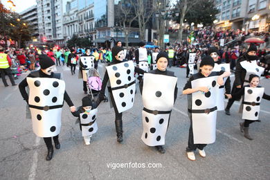 CARNAVAIS 2013 - DESFILE DE COMPARSAS