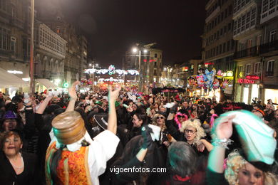 CARNAVAL 2013 - ENTERRO DO MECO