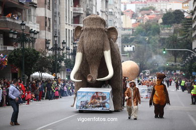 CARNAVAIS 2014 - DESFILE DE COMPARSAS