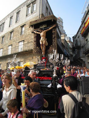 PROCESIÓN DEL CRISTO DE LA VICTORIA 2004