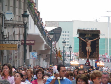 PROCISSÃO DO CRISTO DA VITÓRIA 2004