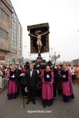 PROCESIÓN DEL CRISTO DE LA VICTORIA 2005