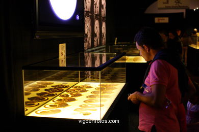 ÉRASE UNA VEGADA LA VIDA. L'EXPOSICIÓ. ANATOMIA I COSSOS HUMANS. ESTACIÓ MARÍTIMA DE VIGO. 2009