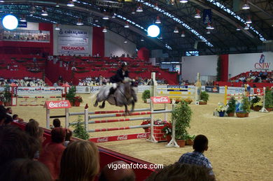 SHOW JUMPING COMPETITION - CSI 2002