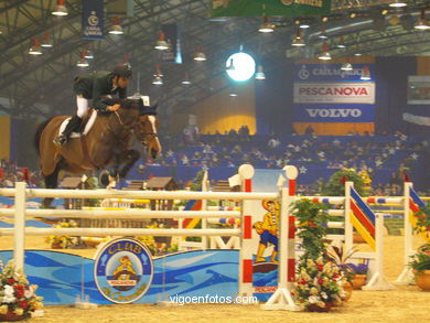 SHOW JUMPING COMPETITION - CSI 2004