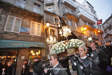 SEMANA SANTA 2008 EN VIGO. PROCESIÓN DEL SANTO ENTIERRO