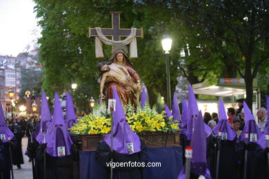 SEMANA SANTA 2008 EN VIGO. PROCESIÓN DEL SANTO ENTIERRO