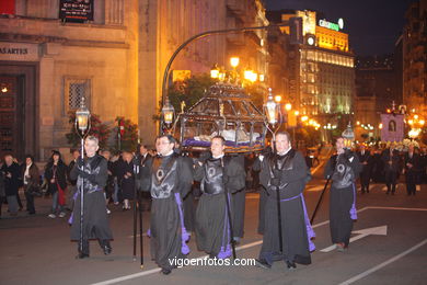 SEMANA SANTA 2008 EM VIGO. PROCISSÃO DO SANTO ENTERRO