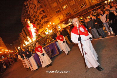 PROCESIONES DE SEMANA SANTA 2008 EN VIGO. PROCESIÓN DEL SANTO ENTIERRO