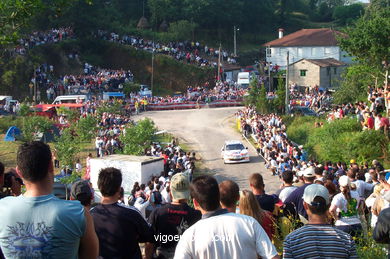 COCHES DE RALLYE RIAS BAIXAS 2002