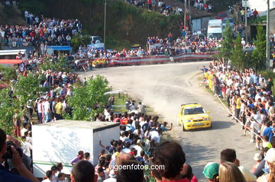 CARROS DE RALLYE RIAS BAIXAS 2002