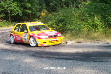 CARROS DE RALLYE RIAS BAIXAS 2002