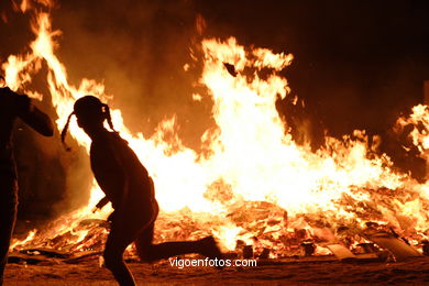 ST JUAN BONFIRE. BOUZAS.