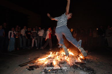 HOGUERAS DE SAN JUAN 2005