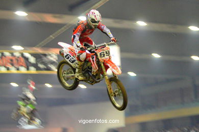 SUPERCROSS VIGO 2010. FREESTYLE INDOOR