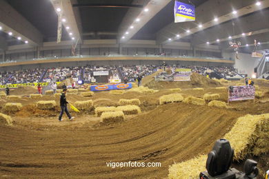 SUPERCROSS VIGO 2010. FREESTYLE INDOOR