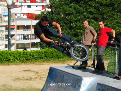 CIRCUITO DE BICICLETAS E PISTA DE SKATE DO PARQUE DO CASTRO