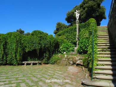 THE FORTRESS OF THE CASTRO - THE CASTLE