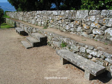 LA FORTALEZA DEL CASTRO - EL CASTILLO