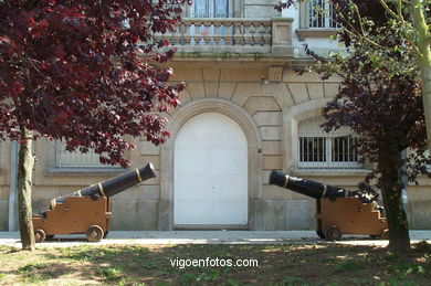 PRAÇA DA ESTRELA