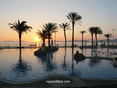 PUESTAS DE SOL DE LA PLAYA DE SAMIL