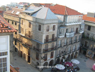 LA PLAZA DE LA CONSTITUCIÓN DE VIGO