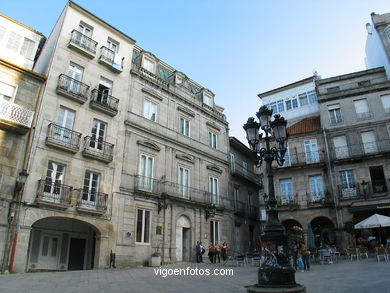 LA PLAZA DE LA CONSTITUCIÓN DE VIGO