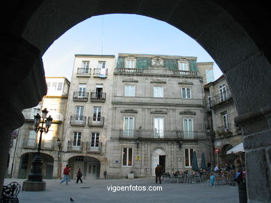 A PRAÇA DA CONSTITUIÇÃO DE VIGO