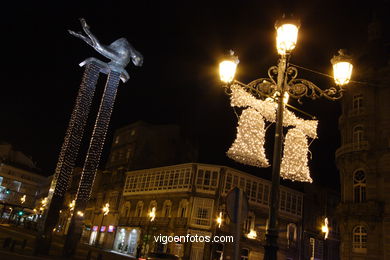 NAVIDAD EN VIGO. ILUMINACIÓN NAVIDEÑA. LUCES DE NAVIDAD