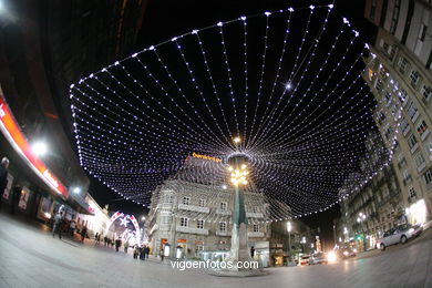 ILUMINACIÓN NAVIDEÑA. LUCES DE NAVIDAD