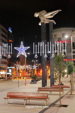 ILUMINACIÓN NAVIDEÑA. LUCES DE NAVIDAD