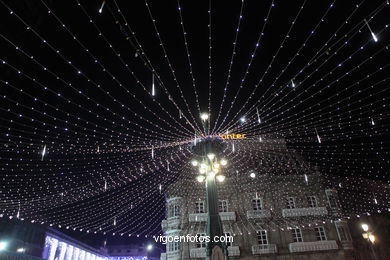 ILUMINACIÓN NAVIDEÑA. LUCES DE NAVIDAD