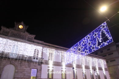 ILUMINACIÓN NAVIDEÑA. LUCES DE NAVIDAD