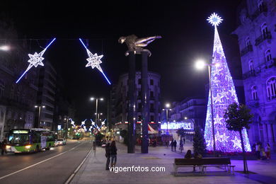 ILUMINACIÓN NAVIDEÑA. LUCES DE NAVIDAD