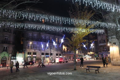 ILUMINACIÓN NAVIDEÑA. LUCES DE NAVIDAD