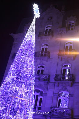 ILUMINACIÓN NAVIDEÑA. LUCES DE NAVIDAD