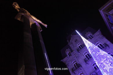 ILUMINACIÓN NAVIDEÑA. LUCES DE NAVIDAD