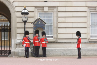 Changing of the Guard (Buckingham Palace). 