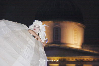 Danza y Actuaciones en Trafalgar Square. 