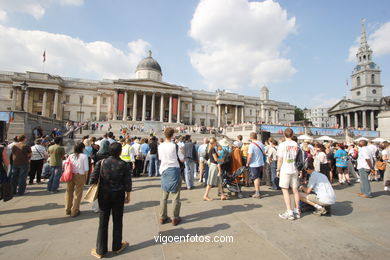 Dana e Actuaes em Trafalgar Square . 